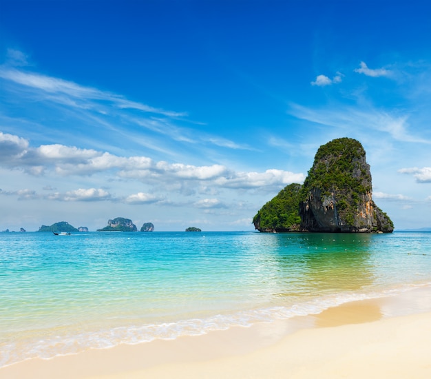 Praia de Pranang. Krabi, Tailândia