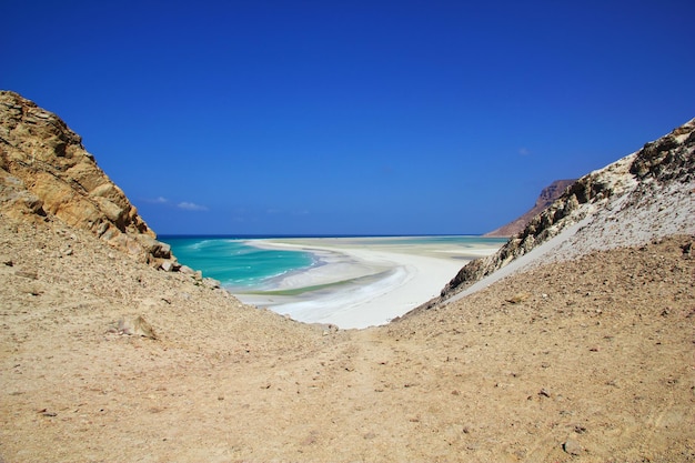Praia de Qalansiyah Ilha de Socotra Oceano Índico Iêmen