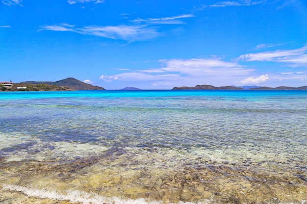 Praia de safira na ilha de St Thomas