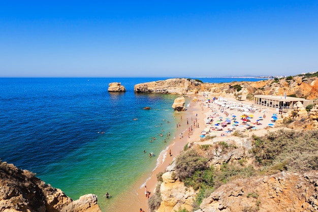 Praia de São Rafael em Albufeira, região do Algarve, Portugal