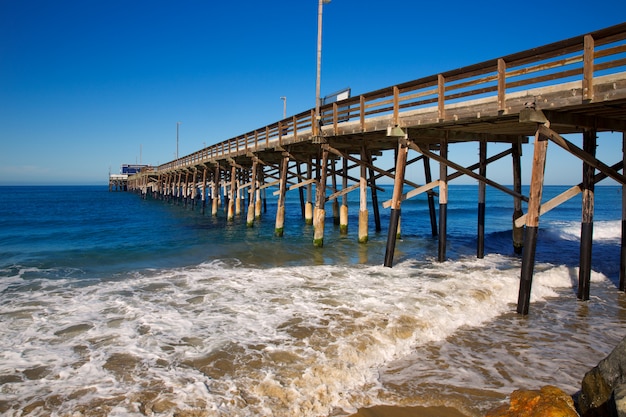 Foto praia do cais de newport na califórnia, eua