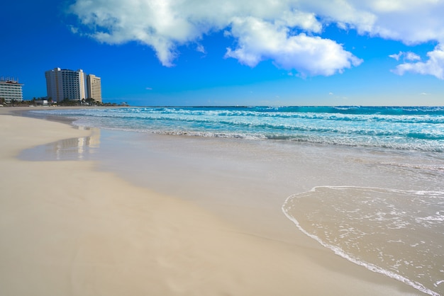 Praia do Fórum de Cancun Playa Gaviota Azul