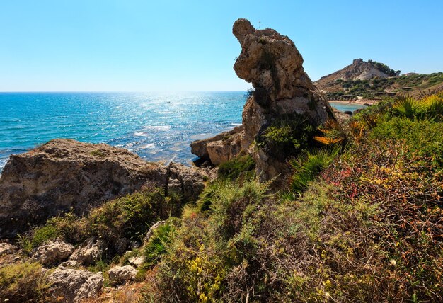 Foto praia do mar perto de rocca di san nicola agrigento sicília itália