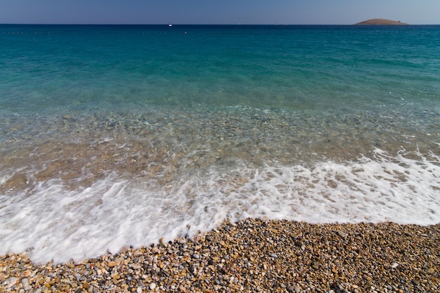 Praia e mar