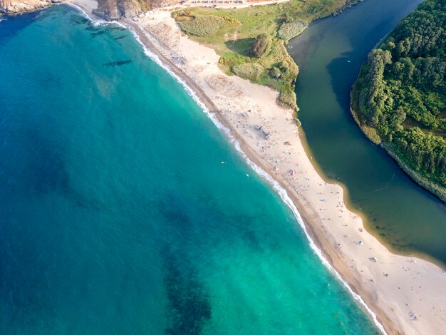 Praia na foz do rio Veleka, Bulgária