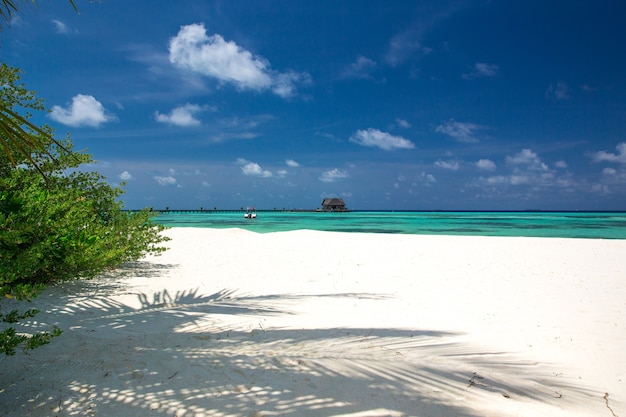 Praia nas Maldivas