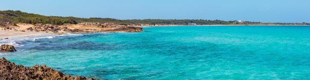 Praia Punta della Suina Salento Itália