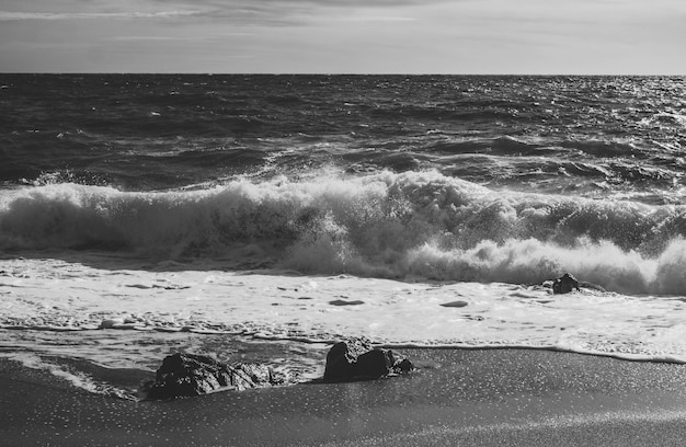 Praia típica do Mediterrâneo em município da Costa Brava