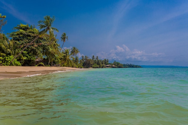 Praia tropical na Tailândia