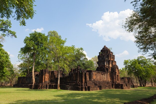 Prasat Muang Tam