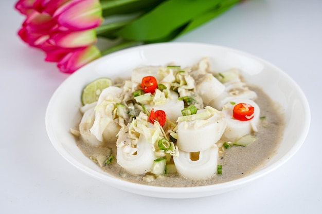 Prato asiático, laksam a comida da malásia.