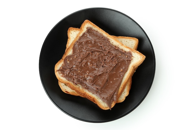 Prato com sanduíche de pasta de chocolate isolado no fundo branco