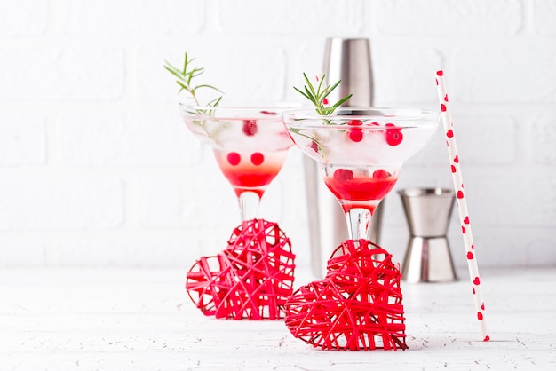 Preiselbeer-margarita-cocktail. valentinstag trinken