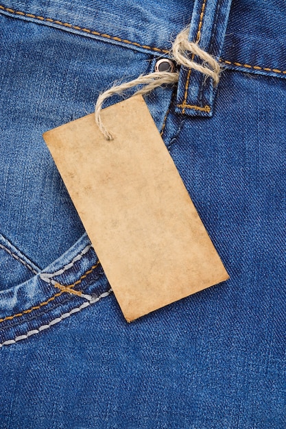 Preisschild bei Jeans Blue Pocket Textur