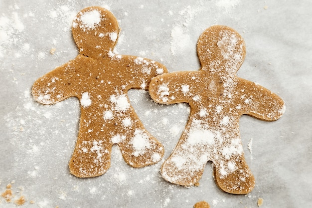 Preparação de biscoitos de gengibre.