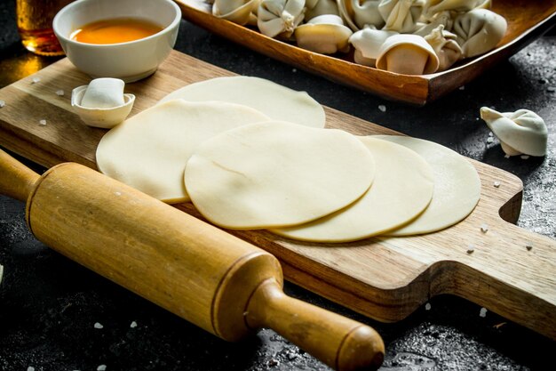 Preparación de bola de masa cruda