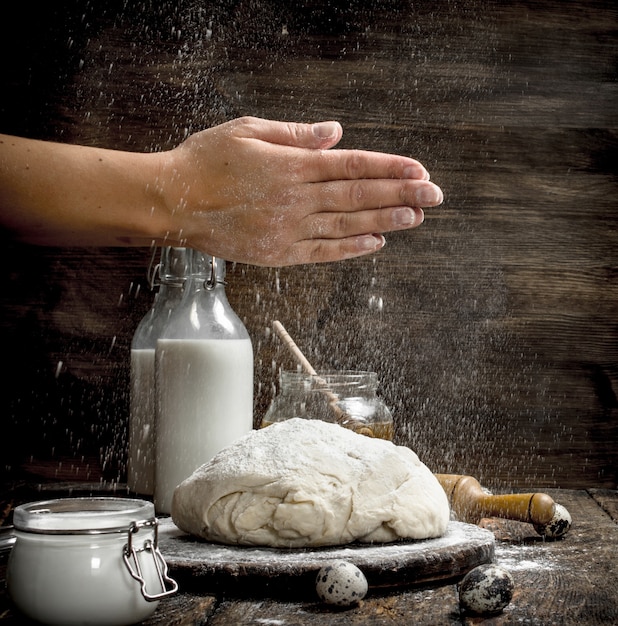 Preparación de la masa a partir de ingredientes frescos.