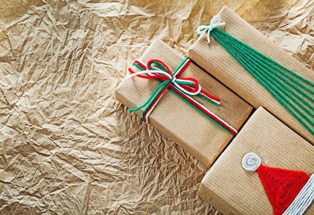Presente de Natal em caixa feito à mão