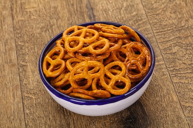 Pretzel sabroso salado