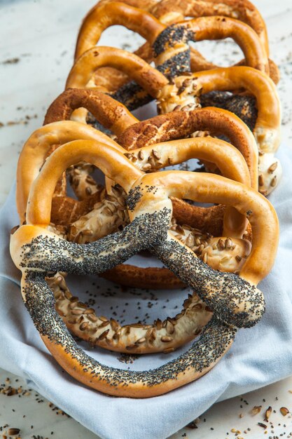 Pretzels macios caseiros preparados frescos