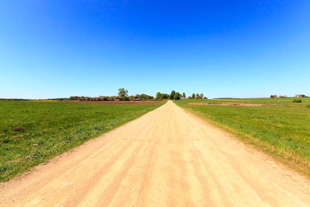 Primavera de estrada rural