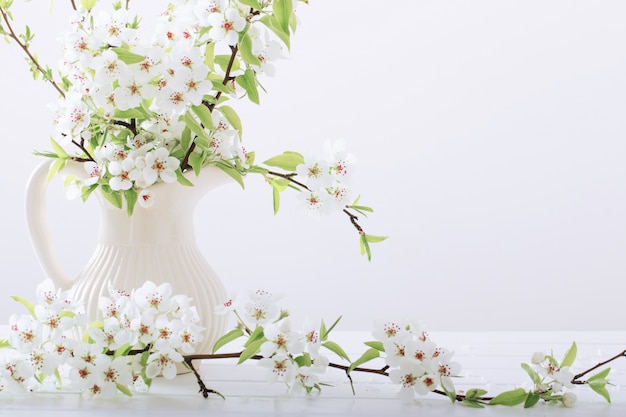 Primavera flores em um vaso