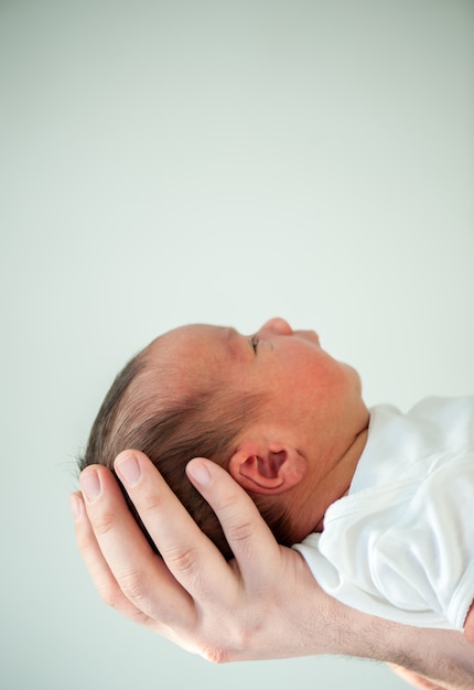 Foto primeiro dia do bebê recém-nascido