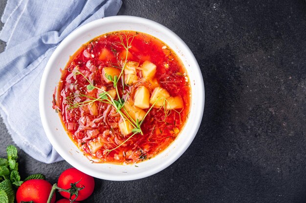 primeiro prato legumes tomate sopa borscht carne carne de porco carne frango caldo vermelho beterraba refeição fresca