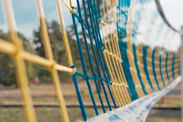 Primer disparo de una red de voleibol desde el lado