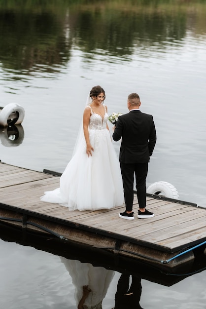 el primer encuentro de la novia y el novio