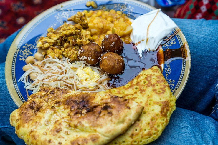 Foto primer plano de los alimentos servidos en el plato