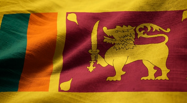 Primer plano de la bandera de Sri Lanka con volantes, bandera de Sri Lanka soplando en el viento