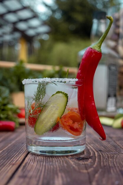 Foto primer plano de la bebida en la mesa