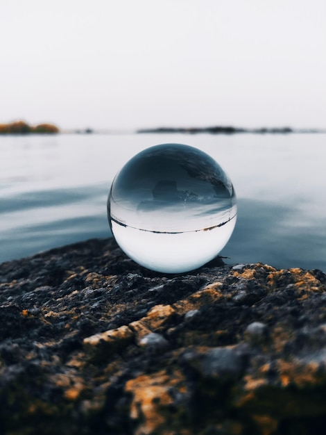 Foto primer plano de la bola de cristal