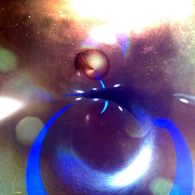 Foto primer plano de las burbujas contra un fondo blanco