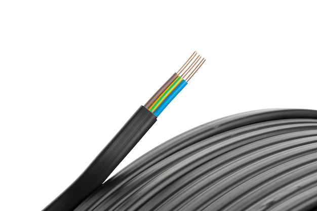 Primer plano de cables eléctricos