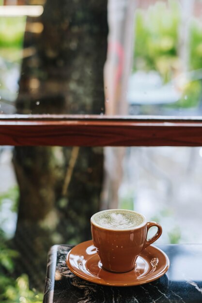 Foto primer plano del café en la mesa