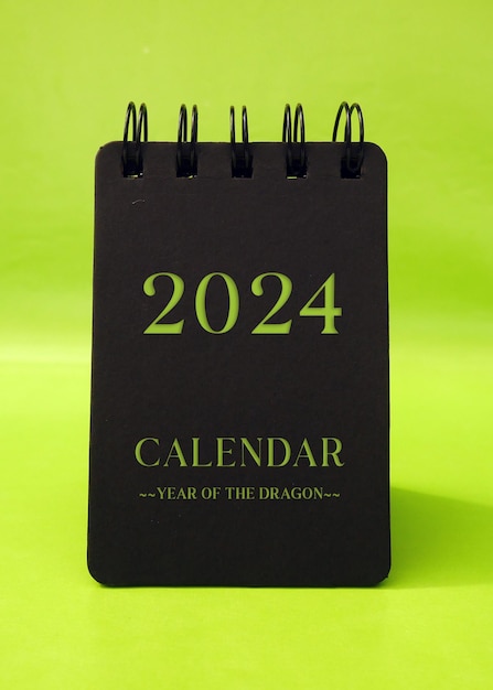 Primer plano del calendario de escritorio 2024 2024 Año del Dragón