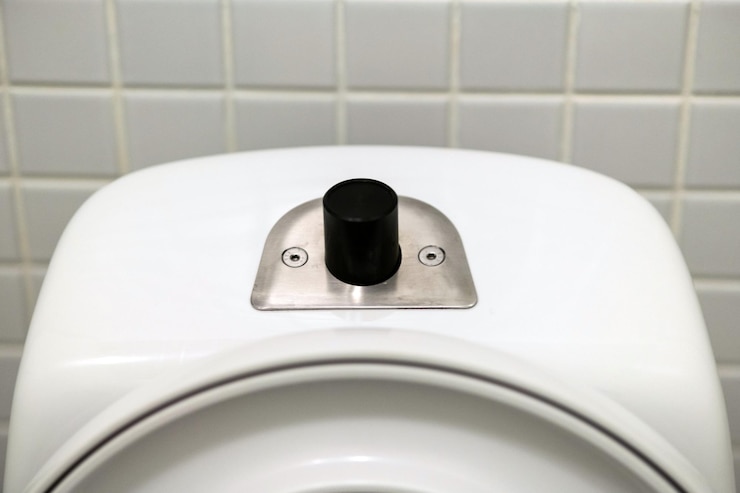 Foto primer plano de la cámara en el baño de casa