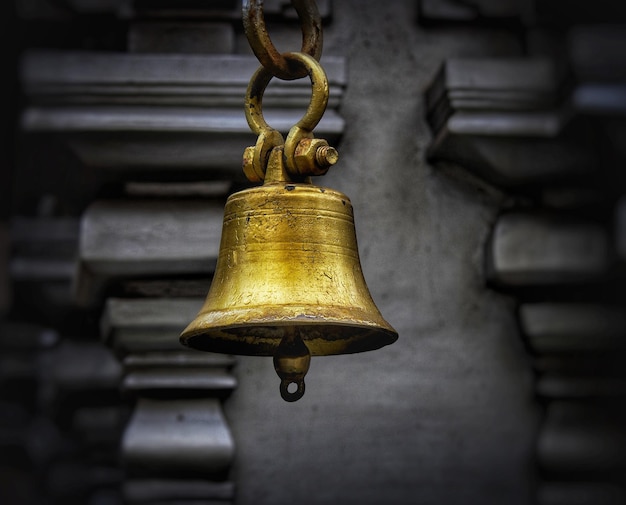 Primer plano de la campana