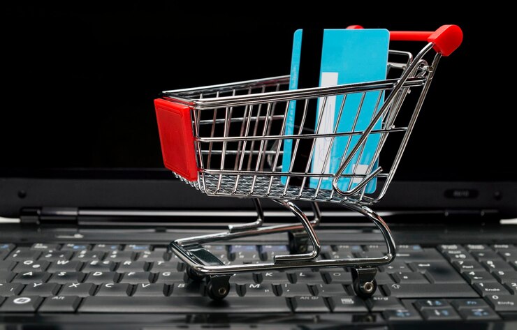 Foto primer plano del carrito de compras en una computadora portátil