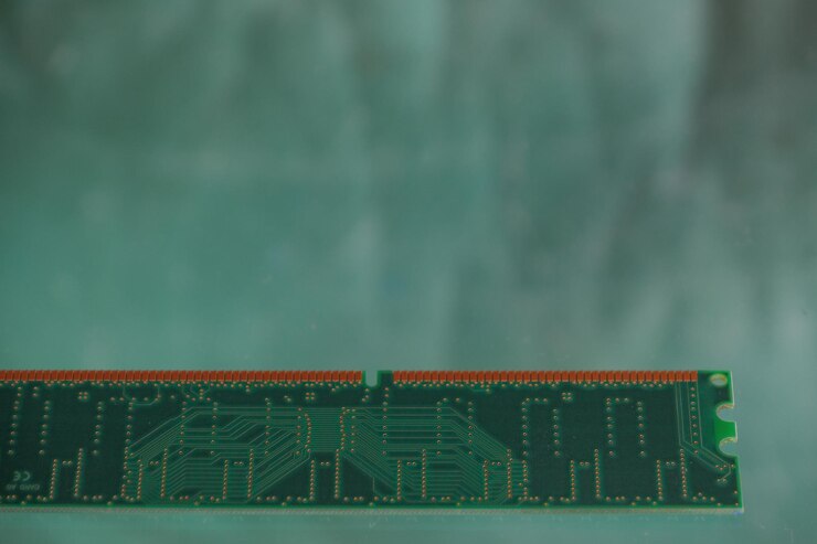 Foto primer plano de un chip de computadora en un fondo borroso