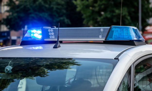 Foto primer plano del coche de la policía