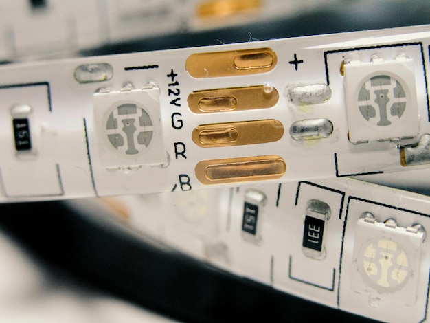 Primer plano del componente de la franja rgb