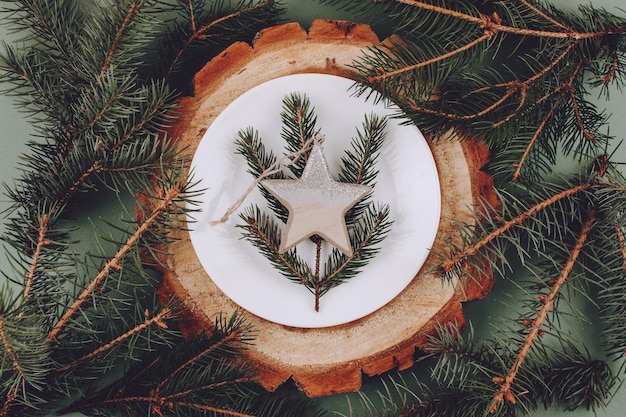 Foto primer plano de las decoraciones navideñas