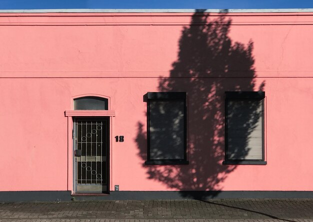 Foto primer plano del edificio contra el cielo