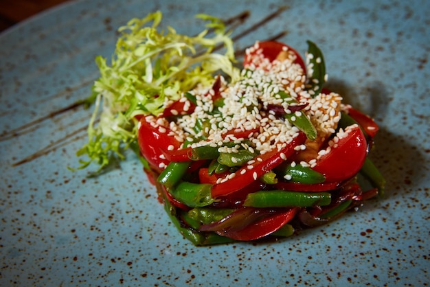 Primer plano de ensalada saludable