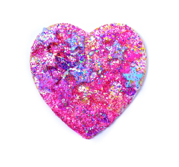 Primer plano en forma de corazón contra un fondo blanco