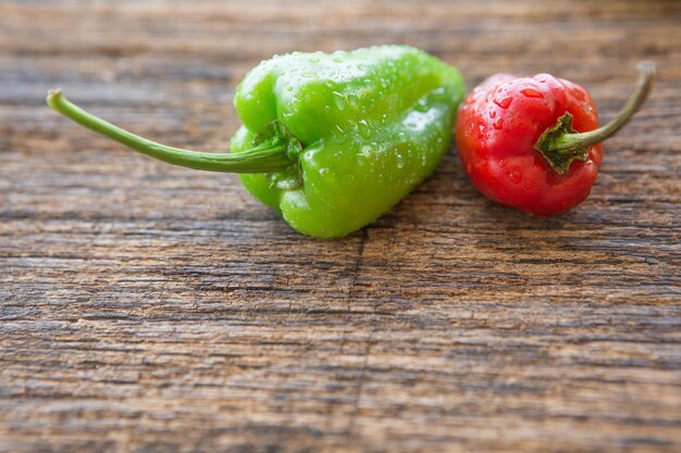 Primer plano de las fresas en la mesa