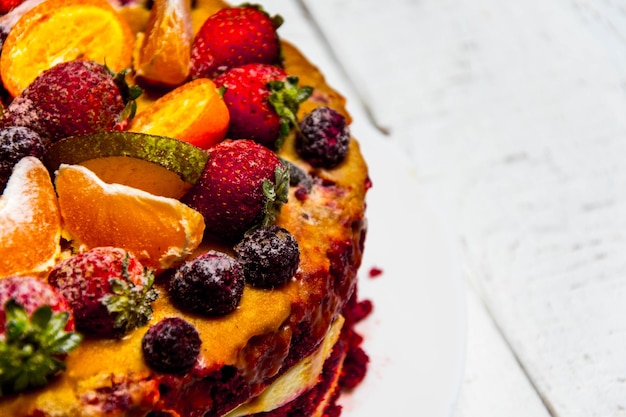 Foto primer plano de las fresas en un plato